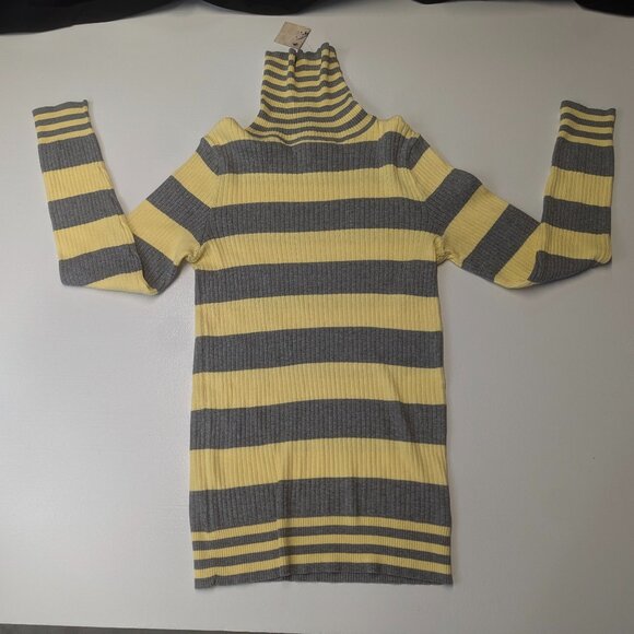 NWT LEI Size Junior XL Gray/Yellow Turtleneck Sweater - Picture 2 of 14